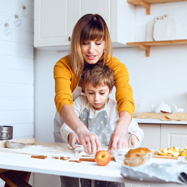 Journée Internationale des cuisiniers : comment initier son enfant à la cuisine ?